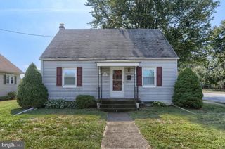 248 W OAK ST, Palmyra, PA 17078