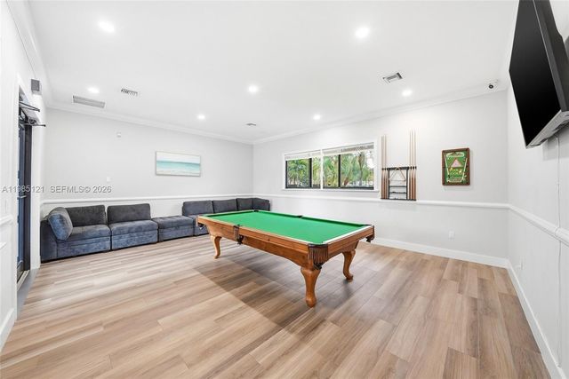 2600 S University Dr 303, Davie, FL 33328