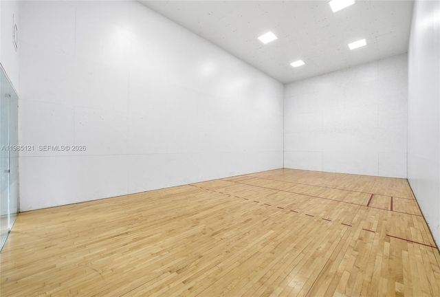 2600 S University Dr 303, Davie, FL 33328