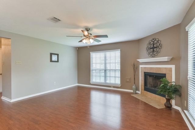 1222 Mabry Mill Road, Houston, TX 77062