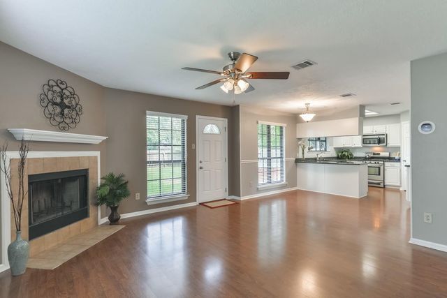 1222 Mabry Mill Road, Houston, TX 77062