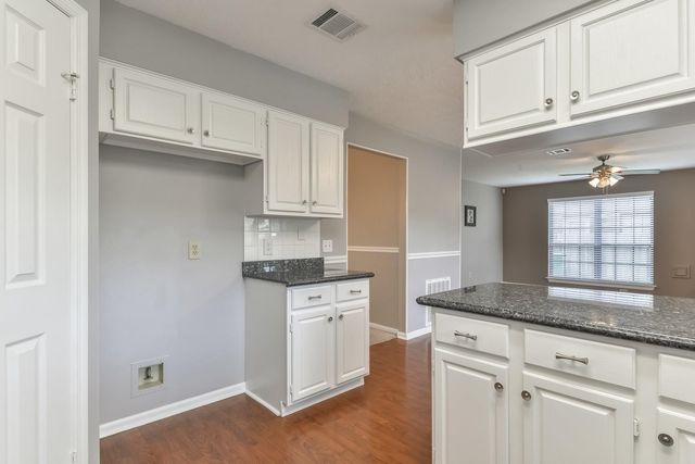1222 Mabry Mill Road, Houston, TX 77062