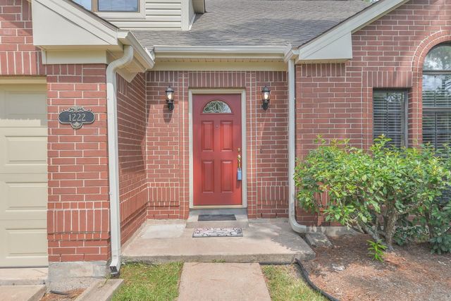 1222 Mabry Mill Road, Houston, TX 77062
