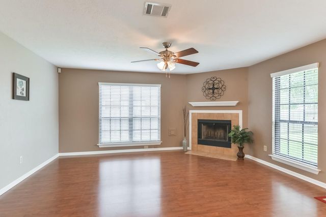 1222 Mabry Mill Road, Houston, TX 77062