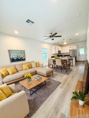 707 Runnels Ave # 101, San Antonio, TX 78208