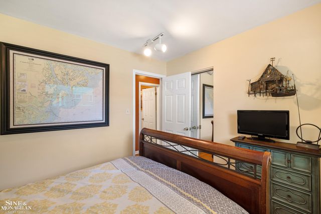 14433 Oxford Road, Plymouth, MI 48170