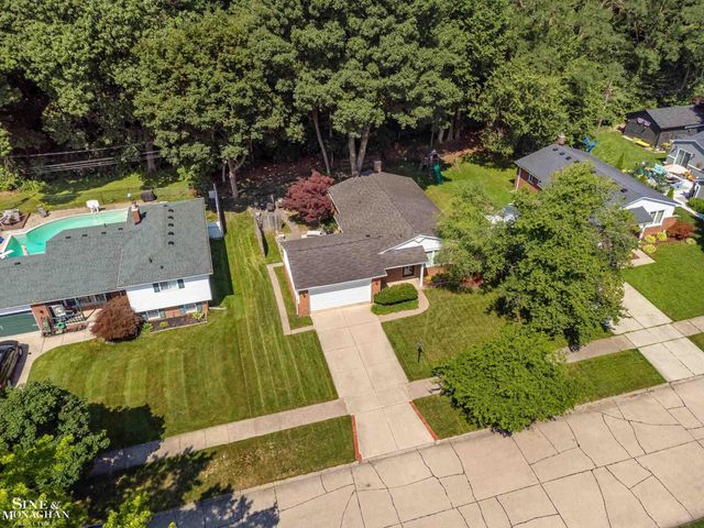 14433 Oxford Road, Plymouth, MI 48170