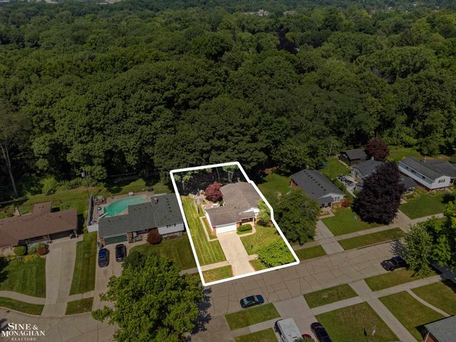 14433 Oxford Road, Plymouth, MI 48170