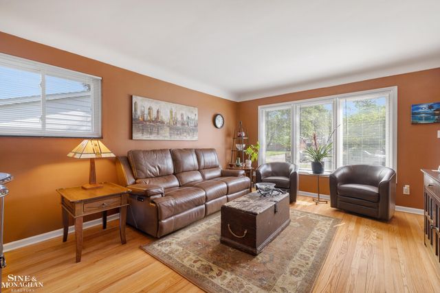14433 Oxford Road, Plymouth, MI 48170
