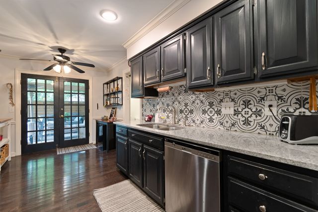 1702 Twin Oaks Ct, Franklin, TN 37064