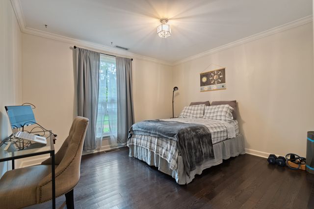 1702 Twin Oaks Ct, Franklin, TN 37064