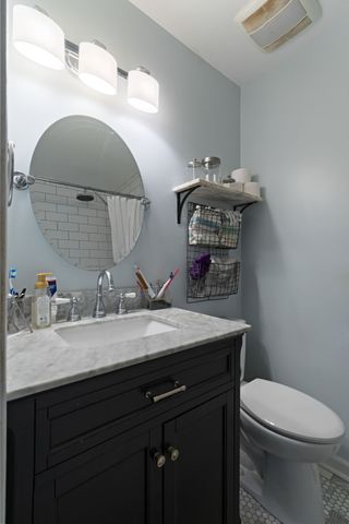 1702 Twin Oaks Ct, Franklin, TN 37064