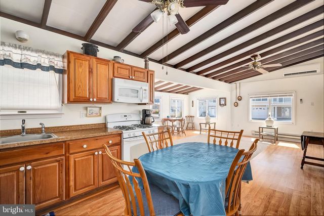 23 W TEBCO TER, Long Beach Township, NJ 08008