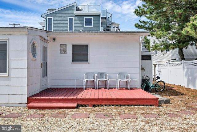 23 W TEBCO TER, Long Beach Township, NJ 08008