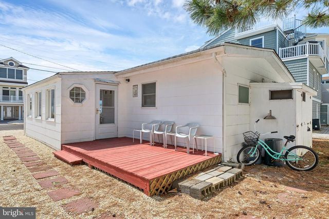 23 W TEBCO TER, Long Beach Township, NJ 08008