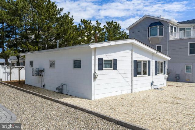 23 W TEBCO TER, Long Beach Township, NJ 08008