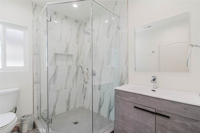 6517 Bellaire Avenue, North Hollywood, CA 91606