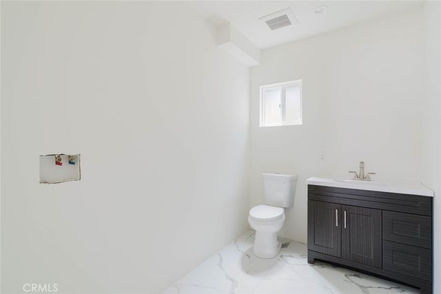 6517 Bellaire Avenue, North Hollywood, CA 91606