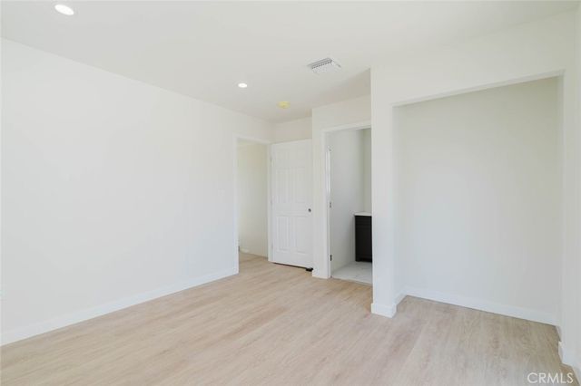 6517 Bellaire Avenue, North Hollywood, CA 91606