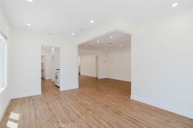 6517 Bellaire Avenue, North Hollywood, CA 91606