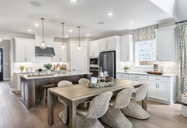 105 Amber Oak LN, Georgetown, TX 78628