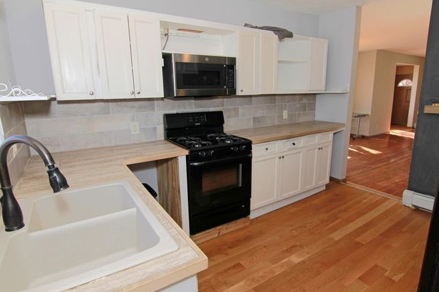 741 Pierce Butler Route, Saint Paul, MN 55104