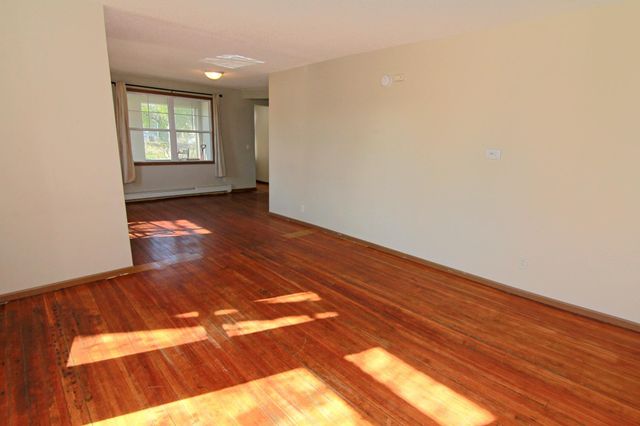 741 Pierce Butler Route, Saint Paul, MN 55104