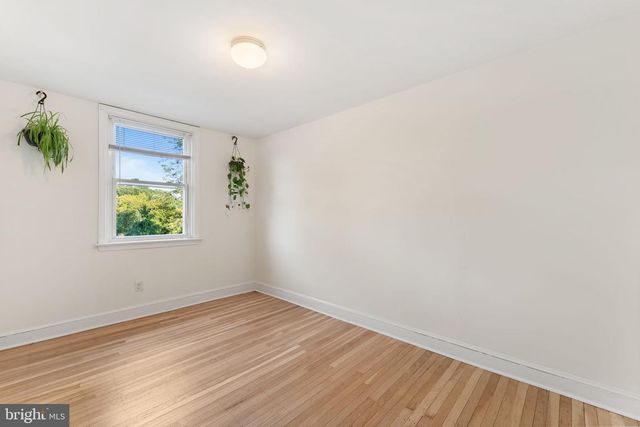 105 N BISHOP AVE, Clifton Heights, PA 19018