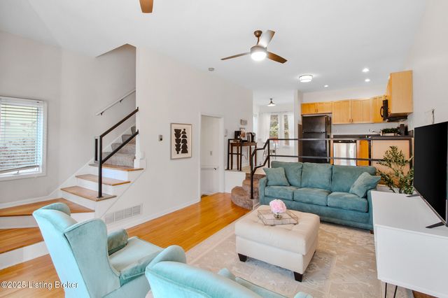 152 N Ewing Ave, Louisville, KY 40206