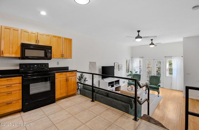 152 N Ewing Ave, Louisville, KY 40206