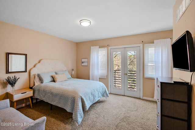 152 N Ewing Ave, Louisville, KY 40206