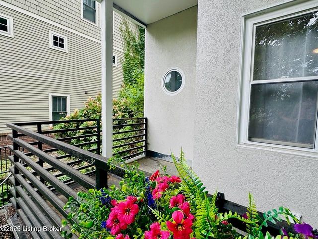 152 N Ewing Ave, Louisville, KY 40206
