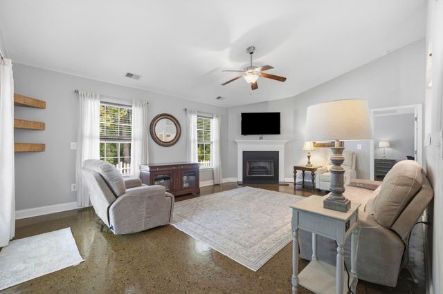 113 Heath Dr., Longs, SC 29568