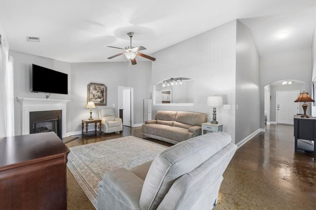 113 Heath Dr., Longs, SC 29568