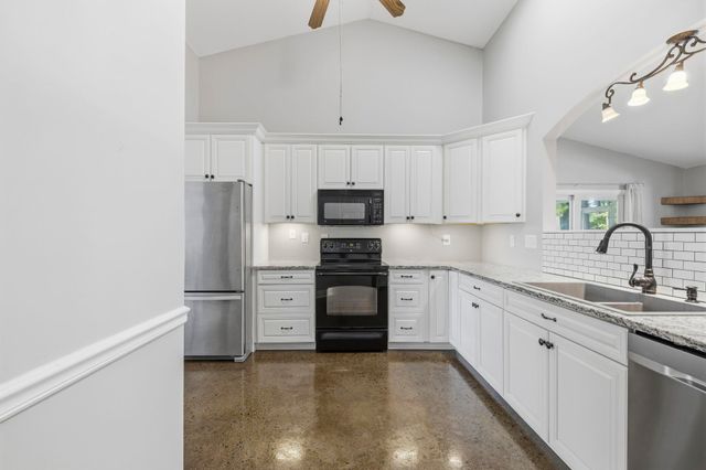 113 Heath Dr., Longs, SC 29568