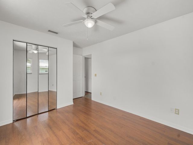368 14th Place SW, Vero Beach, FL 32962