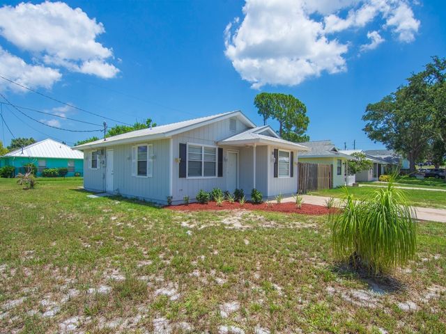 368 14th Place SW, Vero Beach, FL 32962