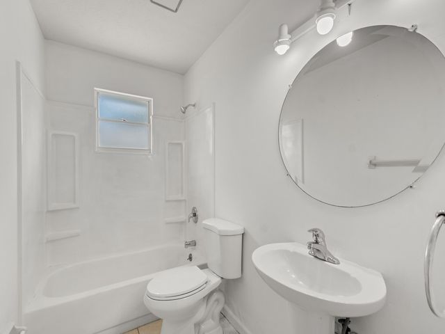 368 14th Place SW, Vero Beach, FL 32962