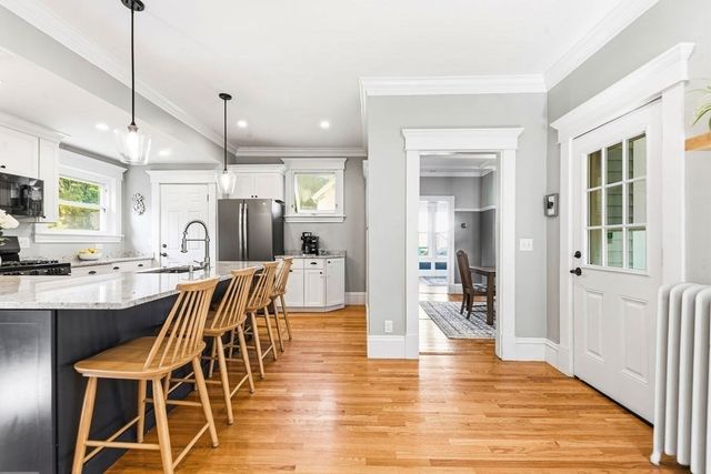 36 Leonard St, North Attleboro, MA 02760