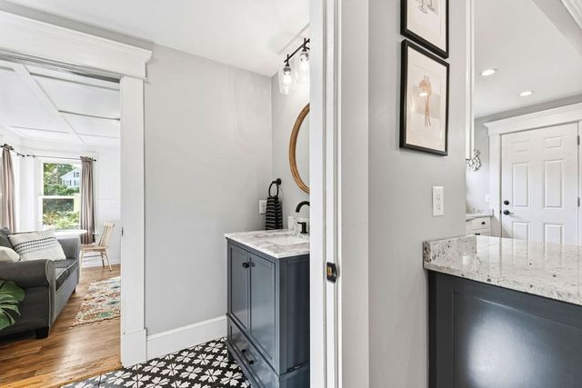 36 Leonard St, North Attleboro, MA 02760
