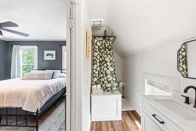 36 Leonard St, North Attleboro, MA 02760