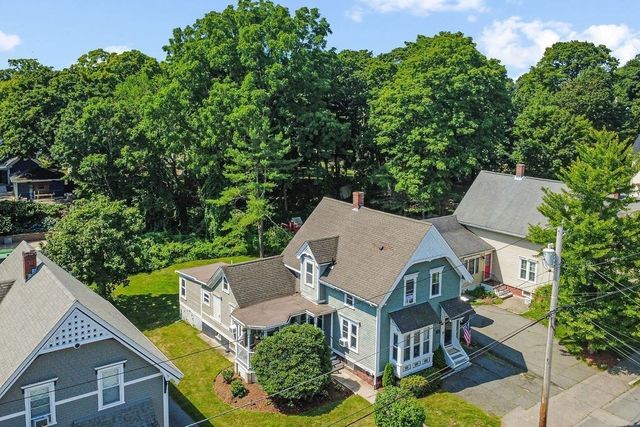 36 Leonard St, North Attleboro, MA 02760