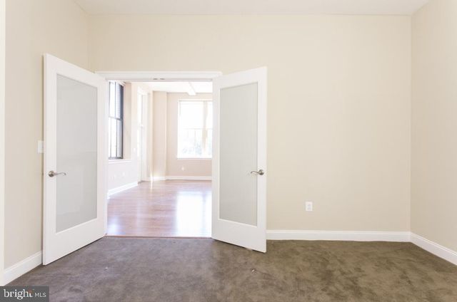 312-20 WALNUT STREET, Philadelphia, PA 19106