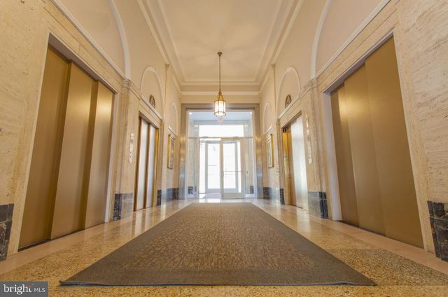 312-20 WALNUT STREET, Philadelphia, PA 19106