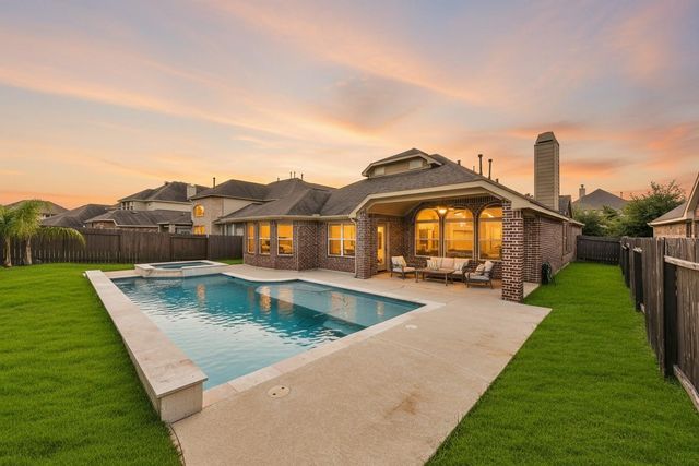 16718 Lake Limestone Lane, Houston, TX 77044