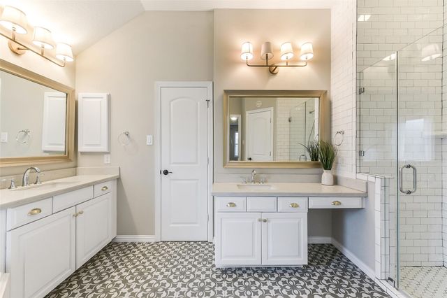 16718 Lake Limestone Lane, Houston, TX 77044