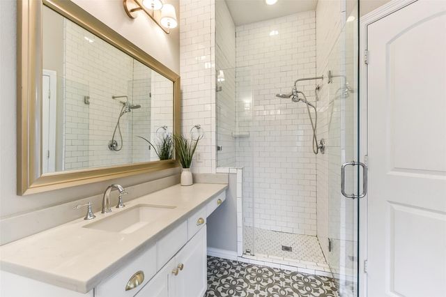 16718 Lake Limestone Lane, Houston, TX 77044