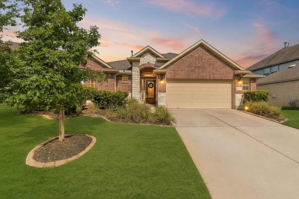 16718 Lake Limestone Lane, Houston, TX 77044