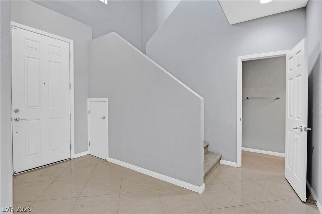 6471 Pochman Mesa Street, Las Vegas, NV 89113 — photo 3