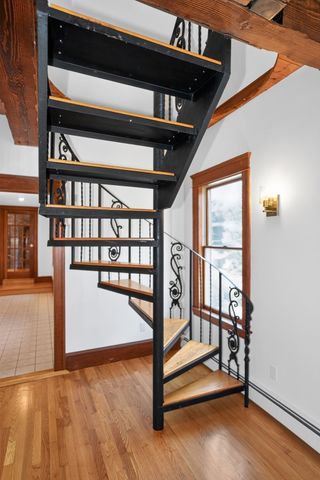 82 N Quinsigamond Ave, Shrewsbury, MA 01545